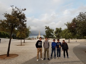 4 (01)