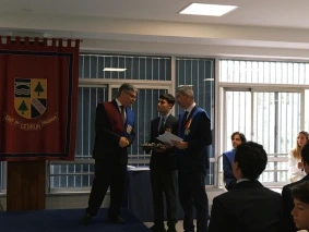 P1036142